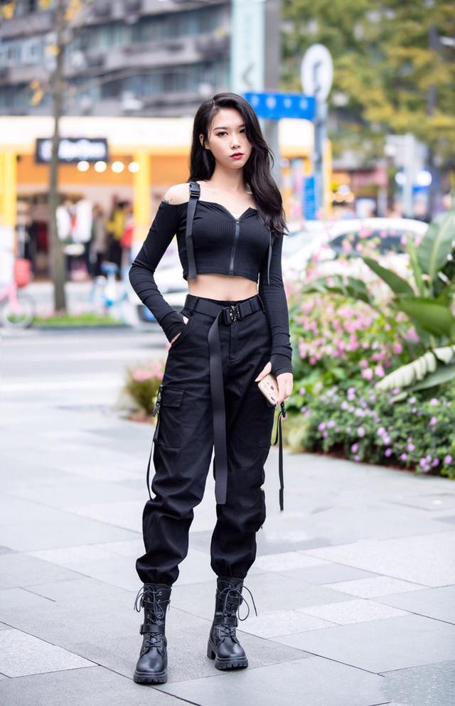 美女|街拍:时尚靓丽的小姐姐,展现高挑身段,秀出青春活力范