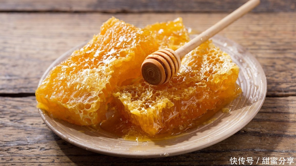 蜂巢蜜的吃法禁忌,蜂巢蜜不能与什么一起吃?