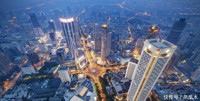  「我国」我国将要建造世界最大城市群，覆盖大半个中国，超越粤