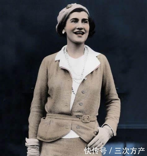  西装作为：今年流行这3种西装穿法，不挑年龄不挑身材，洋气时髦显年轻