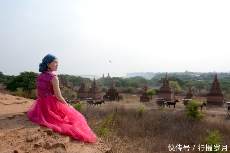 绚丽的热气球，丛林里的精美佛塔，让它成为世界最美十大日出观赏