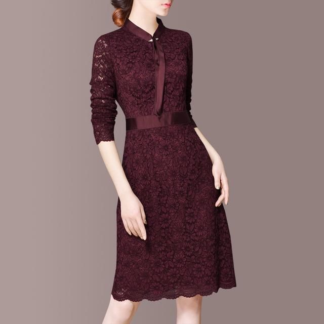 46岁表姐穿这秋裙真美嫩，一出门回头率直线上升，尽显高贵气质