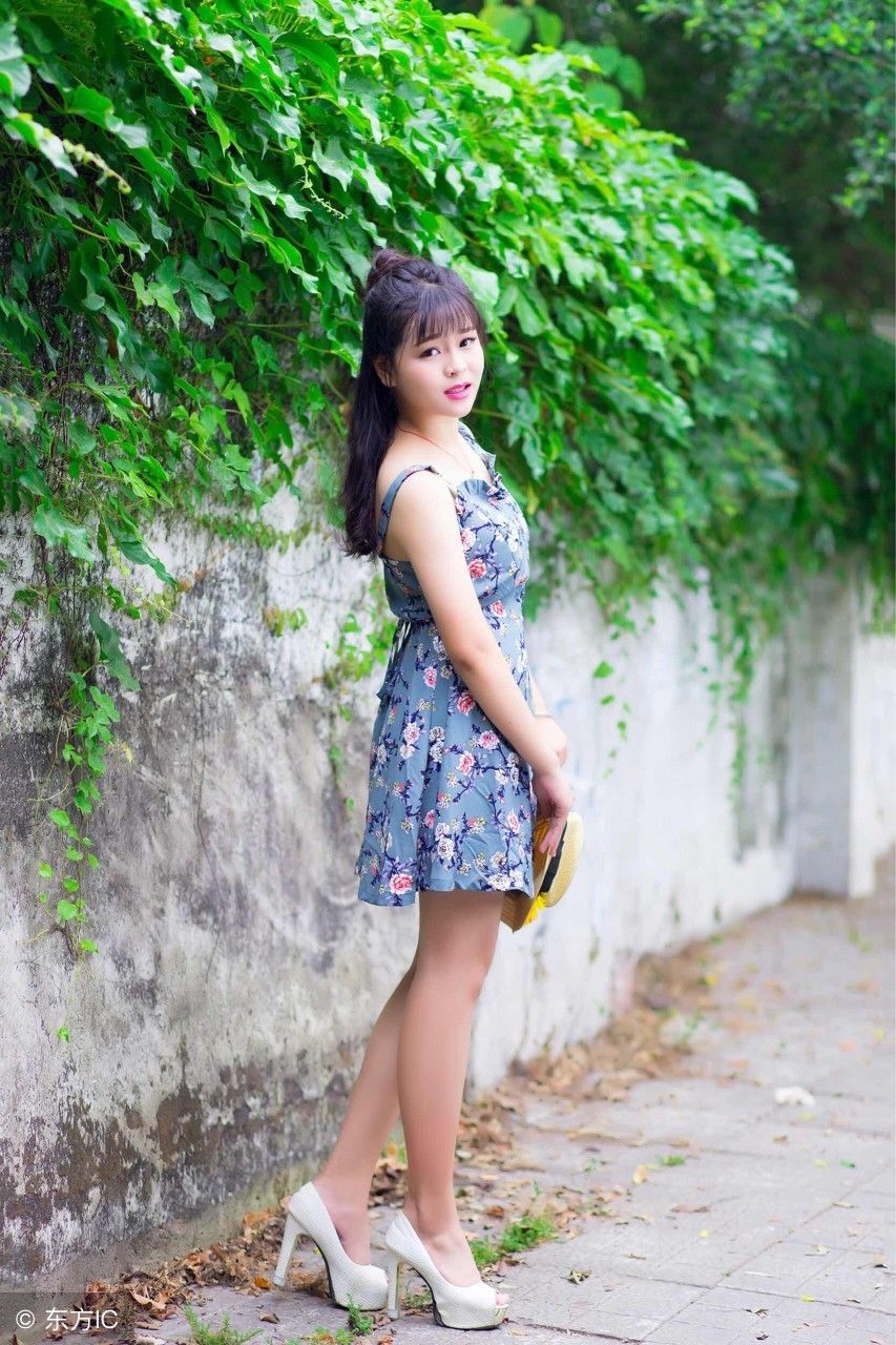 女人的15个小动作，让人浮想联翩