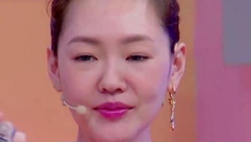 「真实」主持人公开郑爽的“购物订单”,看清她买的啥,才知女星真实消费