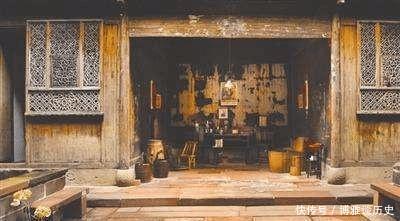 本是中国的一座破房子, 被美国商人花1.25亿买下, 还打包运回美国