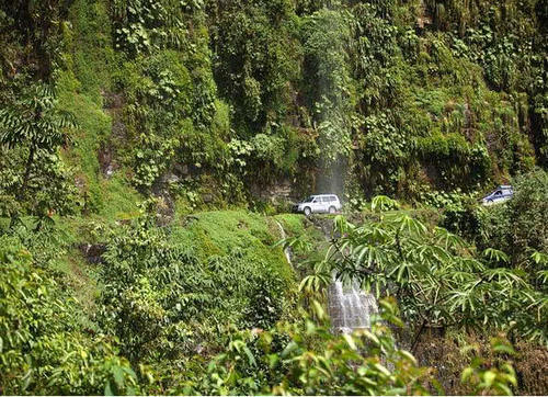 世界最危险的5条公路：每一条都让人脚软，中国2条上榜！