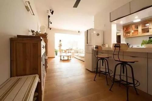 #小别墅#48㎡奇葩小户型,男主不仅整了小院,还设计出2室小别墅的既视感