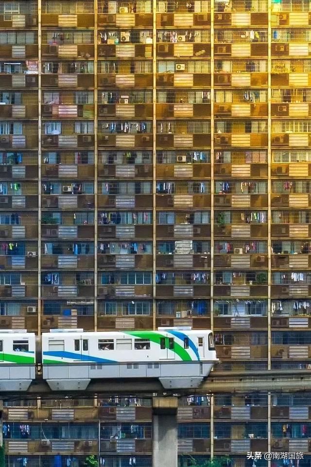 重庆又火了，这次还是因为一部电影