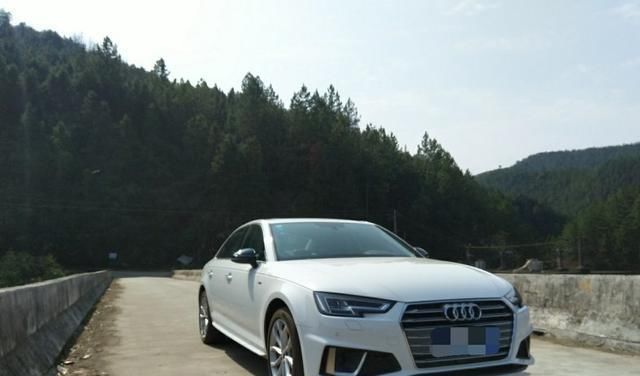  「奥迪」手握30万，10万公里不换车，奥迪A4L、迈腾、亚洲龙怎么选？