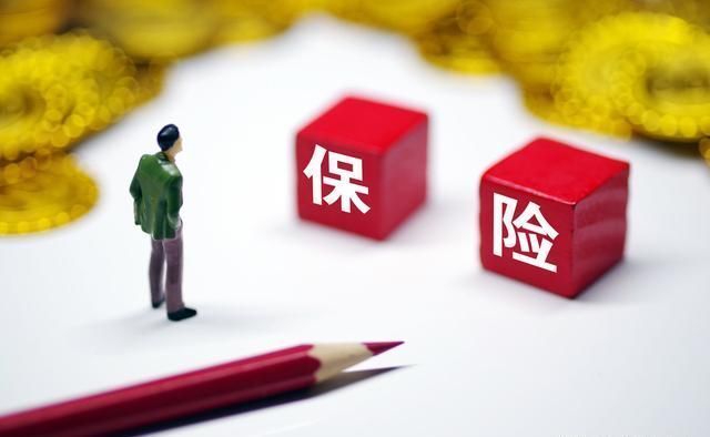 公司规定入职满3个月才能给员工买社保是否违反劳动法？