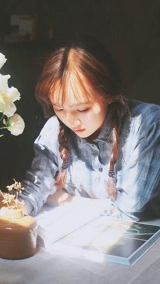 治愈系美文句子:玲珑骰子安红豆,入骨相思知不