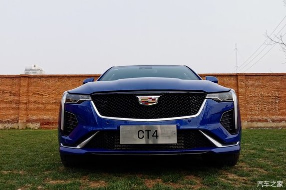  「主动」凯迪拉克CT4内饰配置曝光：轴距2775mm，标配主动降噪+PM2.5过滤