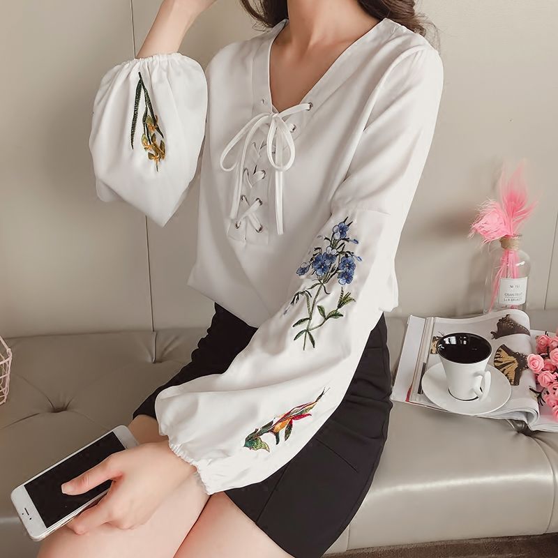 女神不一定要长得多好看,穿这些衬衫,真的美翻整个秋季