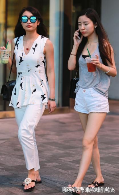 街拍:图7的“大地雷”真是好美啊!看得我都快要流鼻血了!