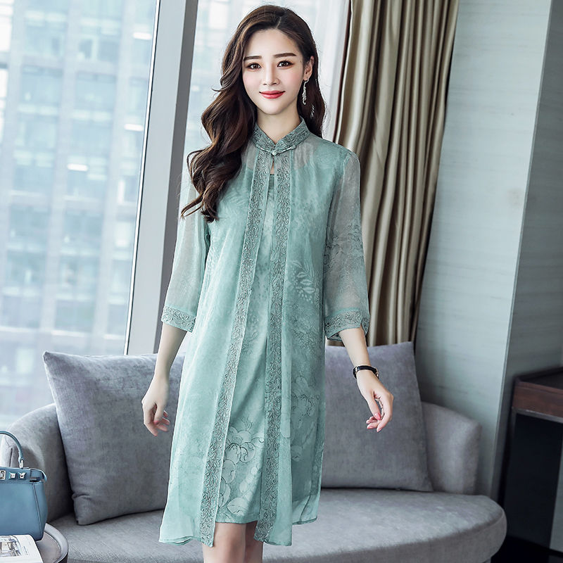 真丝连衣裙贵死了!说实话我买不起，但这几款看一眼都觉得值了