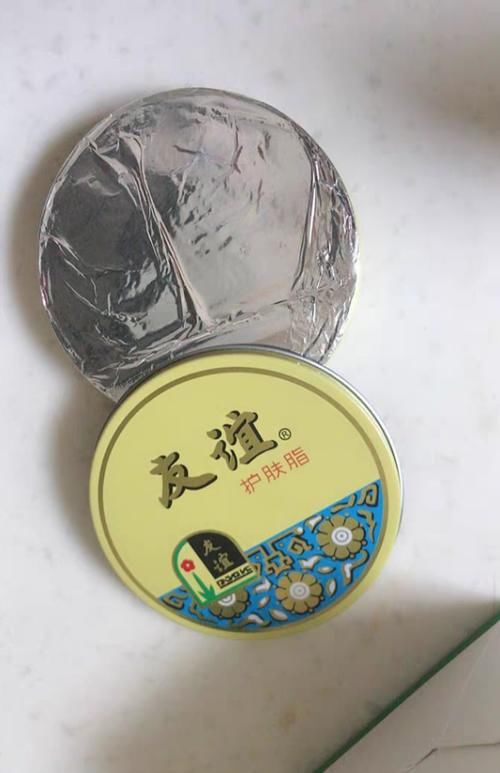  『媲美』超小众的五款国产护肤品，效果媲美国际大品牌，却因包装差被嫌弃