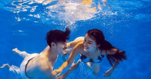  「天生就」为什么有些人可以在水下睁开眼睛？