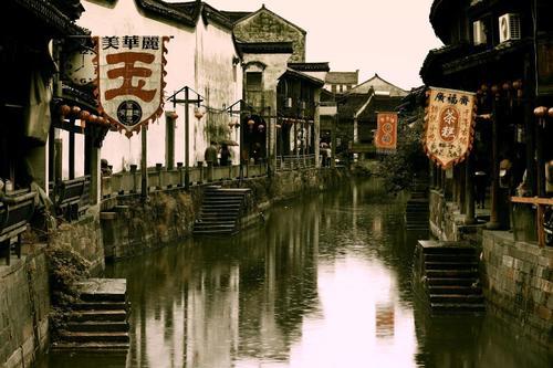 浙江一个少有人知的古镇，历史就达1200多年，是国家历史文化名镇