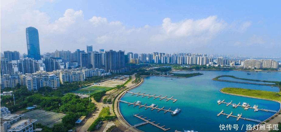 我国人口最少的四个省会城市, 最少的只有90万, 却令不少人向往