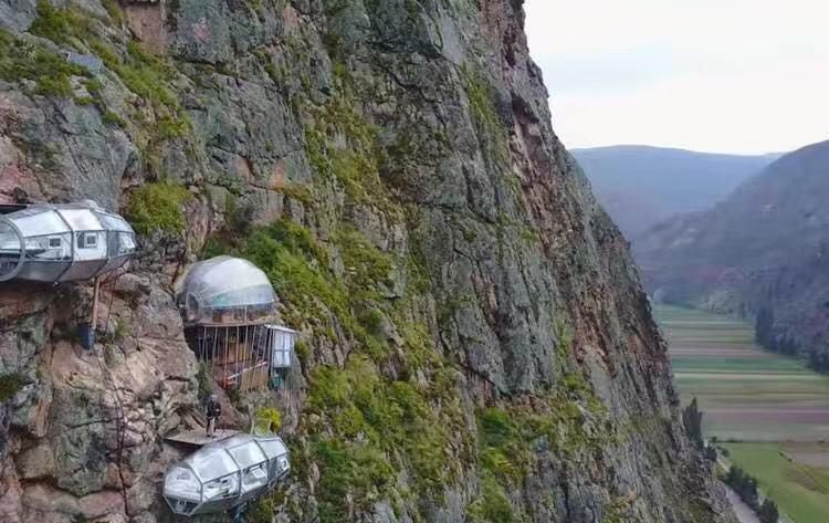 世界最“惊险”的胶囊酒店,脚下就是悬崖,一般人没“资格”住?