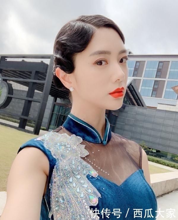 美女■“亚洲第一美女”克拉拉,穿旗袍优雅又妩媚,依旧遮不住的性感!