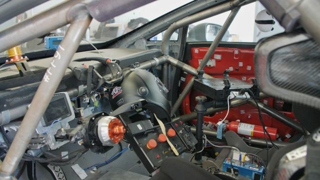 法拉第FF91高速测试:250千米\/小时的速度跑三