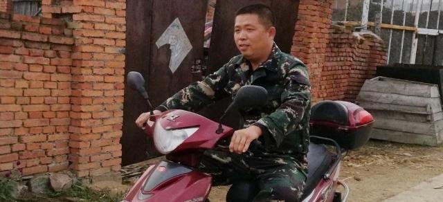 明年农村实行新政策，有三种车都不能出行，那农民该怎么出门呢