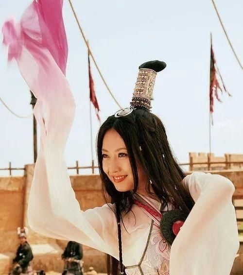 气质:“京城四美”之一的白冰,曾经的宅男女神,盘点她的容貌风采
