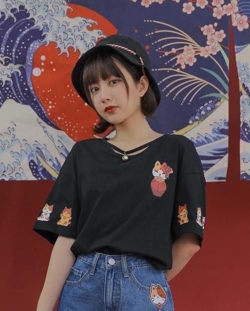  【女生】黄黑皮女生多穿“显白色”，不仅减龄，还能衬托温柔气质