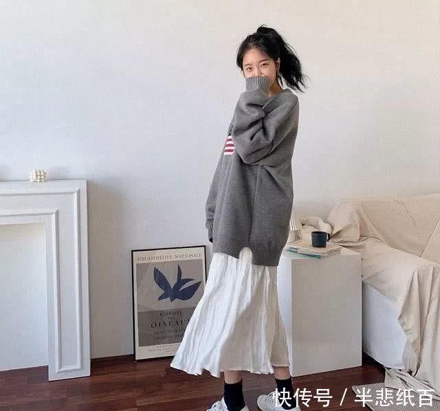  [玛丽珍鞋]卫衣＋帆布鞋，连衣裙＋运动鞋，今春必备的4双鞋子搭配，时髦显高美翻了！