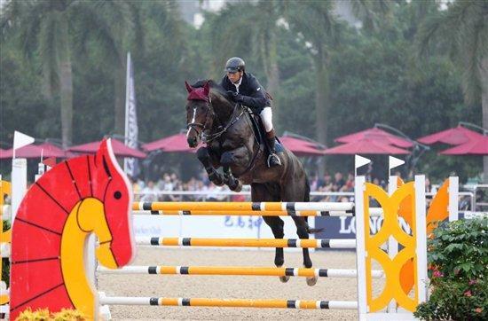 艺星医美美丽先行,宣言跨界时尚