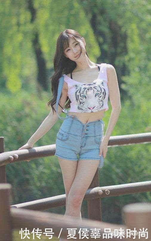 街拍:魅力风韵小姐姐的,身材曼妙妩媚,很有女人味!!