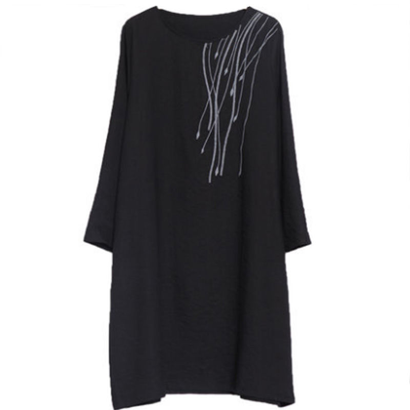 难怪今年都没穿打底裤了,现在流行风亚麻裙配高跟鞋,减龄的不行