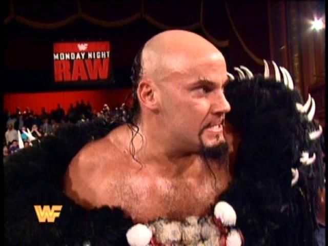 WWE史上最丑的发型！希莫斯上榜，巨石强森不换发型恐难以成功