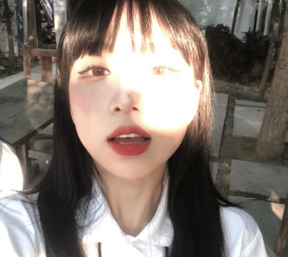  清爽|青春期女孩总是油光满面？坚持这3件事，从此做个“清爽美人”
