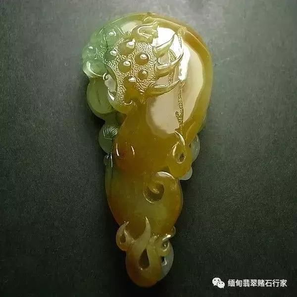 你不敢戴翡翠，是因为听信了这些不靠谱的谣言吗？