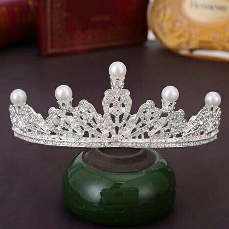 心理测试:哪款皇冠的设计最时尚?测测你是不是素颜女神!