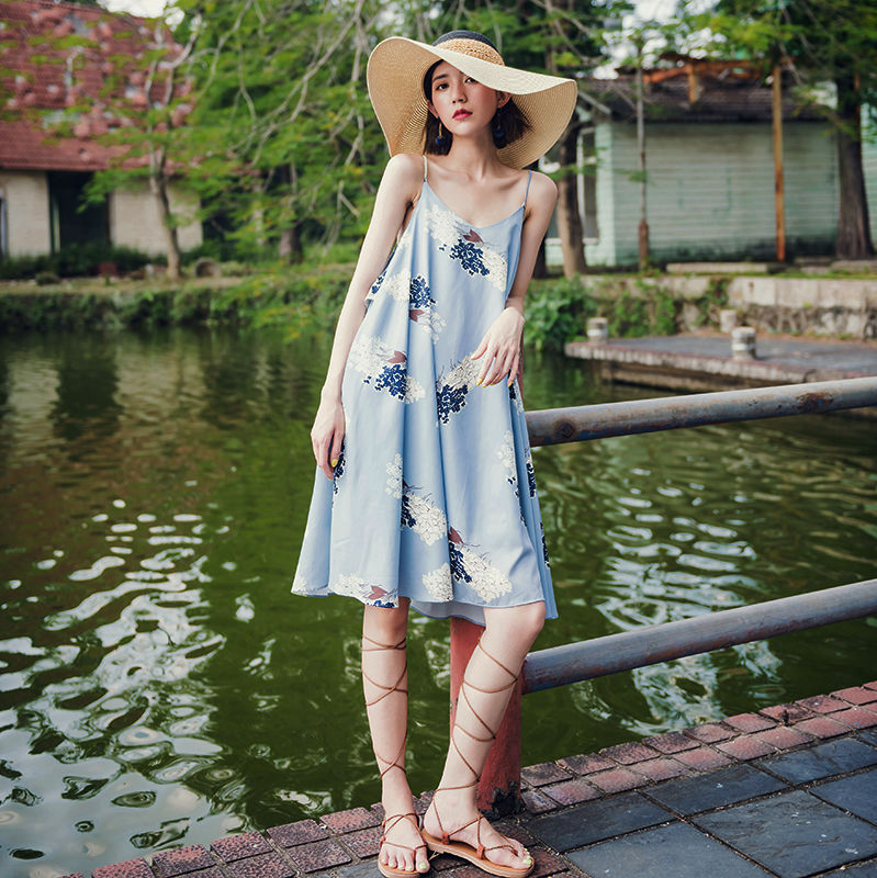 这个夏天就这样穿连衣裙,勾勒你的好身材,让你美不胜收