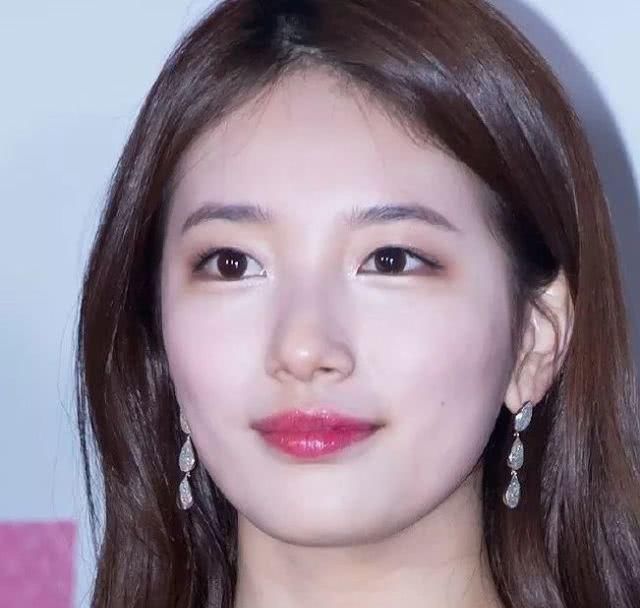  「下眼睑妆」新手化妆：别再画眼影了！如今流行下眼皮妆
