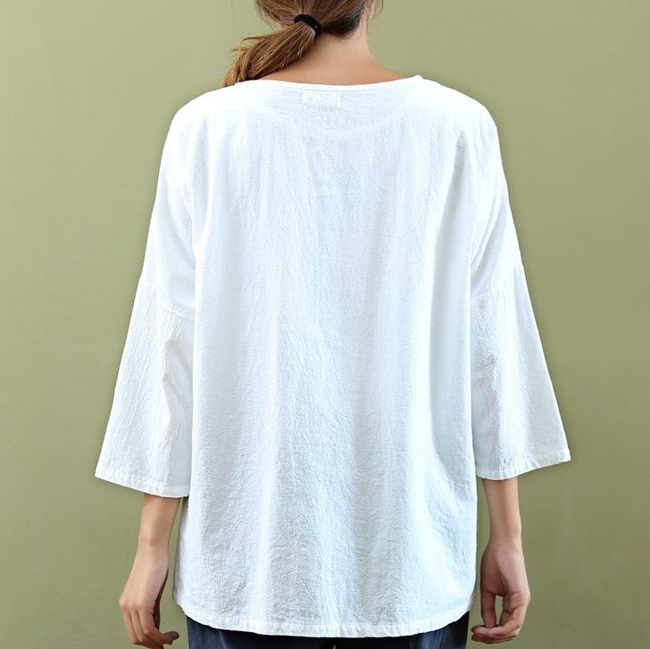 个子不高的女人少穿裙子，试试艳阳衫+短裤，不要高跟鞋也很美