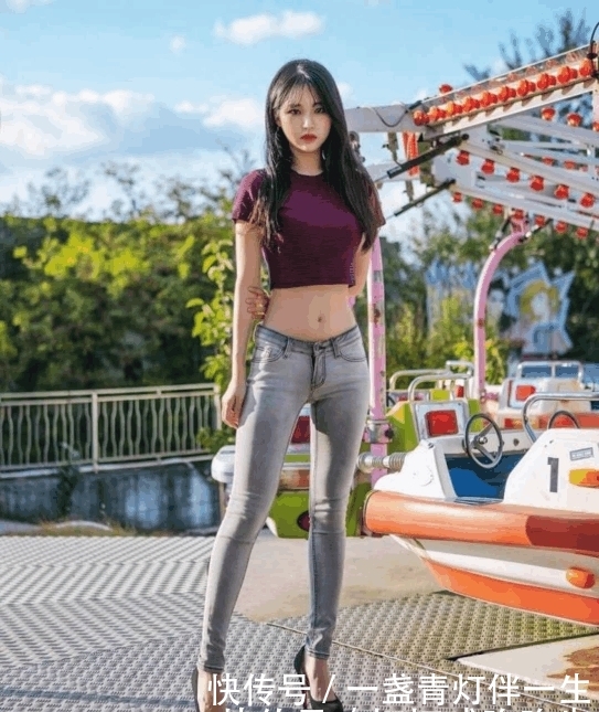 『适合』身材好的姑娘,更加的适合穿紧身裤