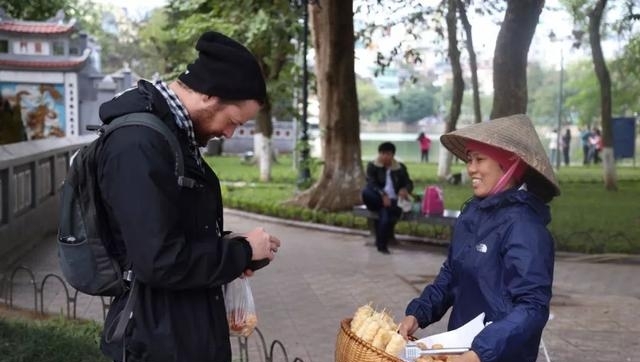 在越南,有10万人民币算不算是有钱人?听听当地姑娘怎么说