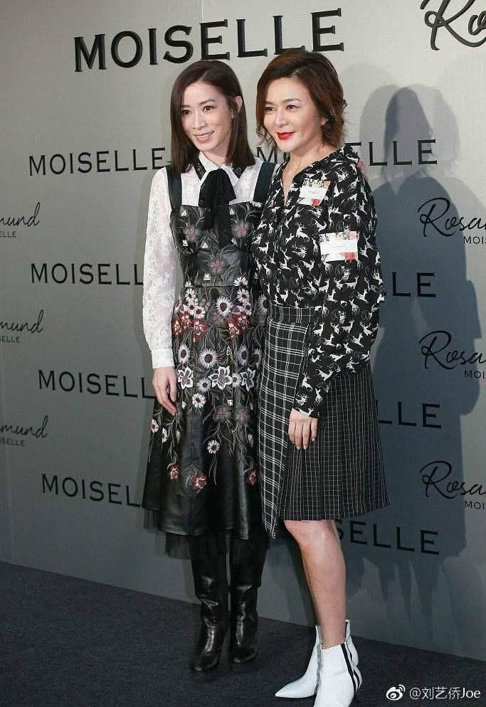 许久不见的关之琳亮相，昔日女神55岁穿短裙装嫩，气质不输佘诗曼