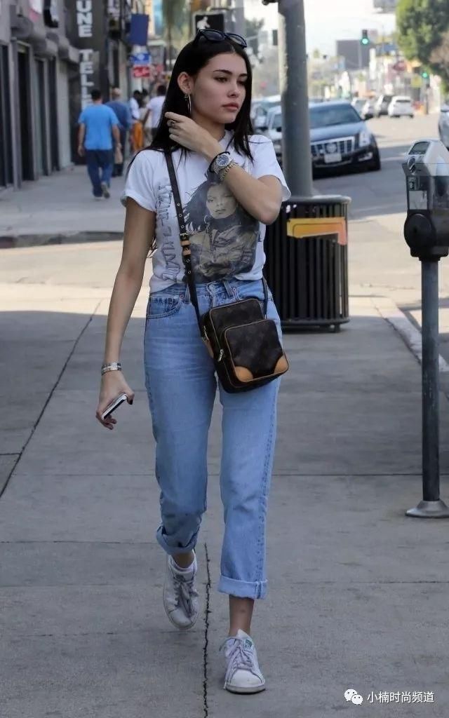 ＂文字T＂ OUT！轻松穿出帅气感，潮人的肖像Tee搭配才是正解