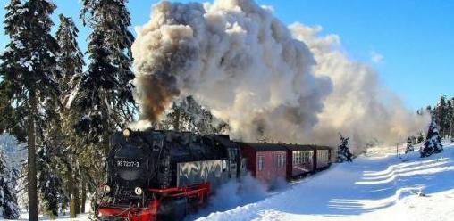 东北黑龙江最“尴尬”的火车，成真正“冻车”，厕所都不敢上？