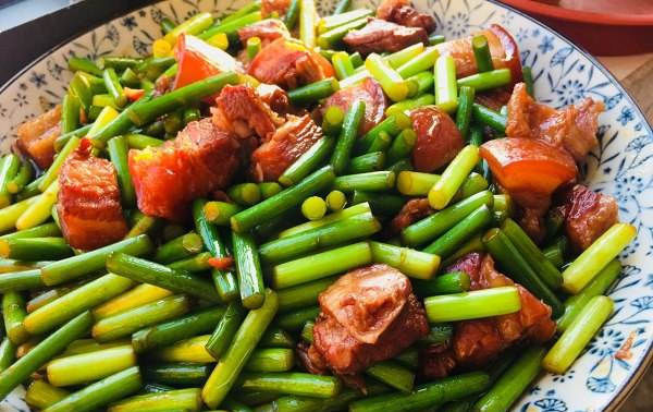  「作物」亩产上千斤，去年烂一地没人要，如今卖到13元一公斤，