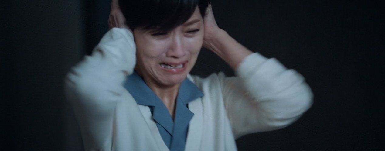  [松弛]“最美白娘子”老了！赵雅芝新剧皱纹太明显，皮肤松弛不敢晒素颜