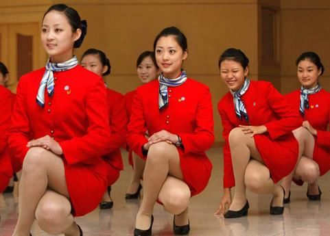 各国空姐大比拼，看看哪国最时尚