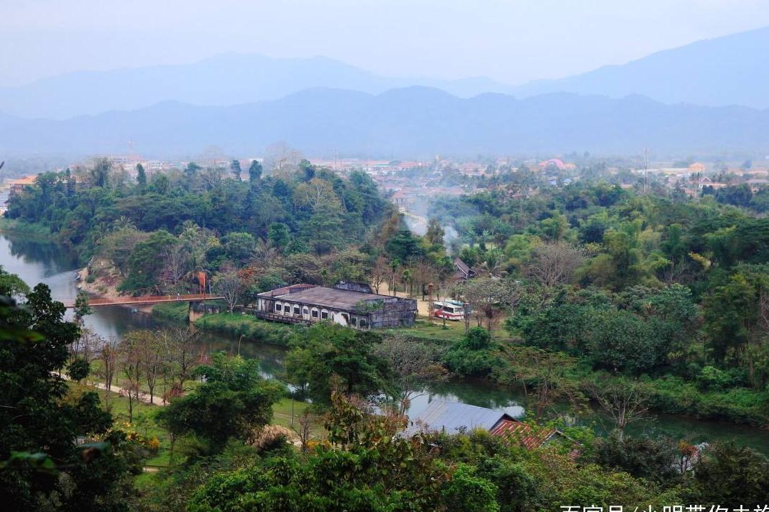 这个国家是亚洲“最懒”，当地人从30岁就养老，几乎每天都在过节