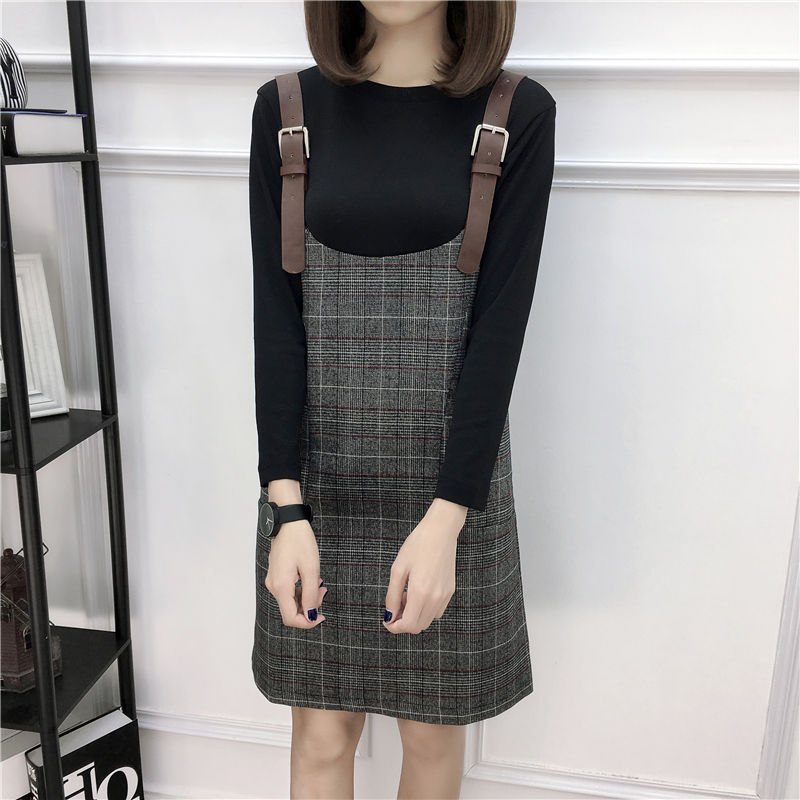 试一试A字娃娃裙，凉快不沾身，勾勒性感婀娜好身姿